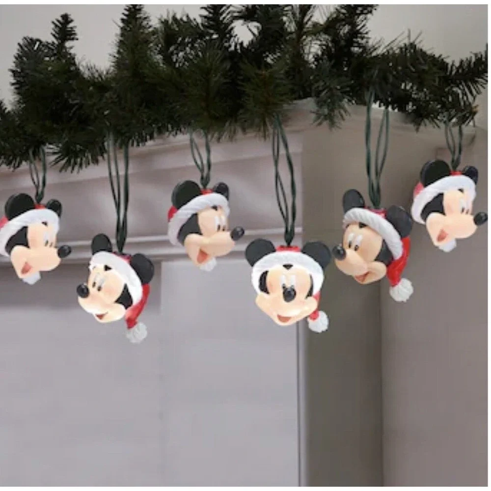 Disney Mickey Mouse 8CT  7-ft Twinkling White LED Battery-Operated String Lights